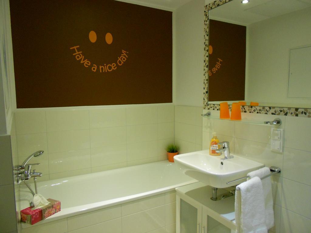 Mein Appartement Huerth Koeln 객실 사진